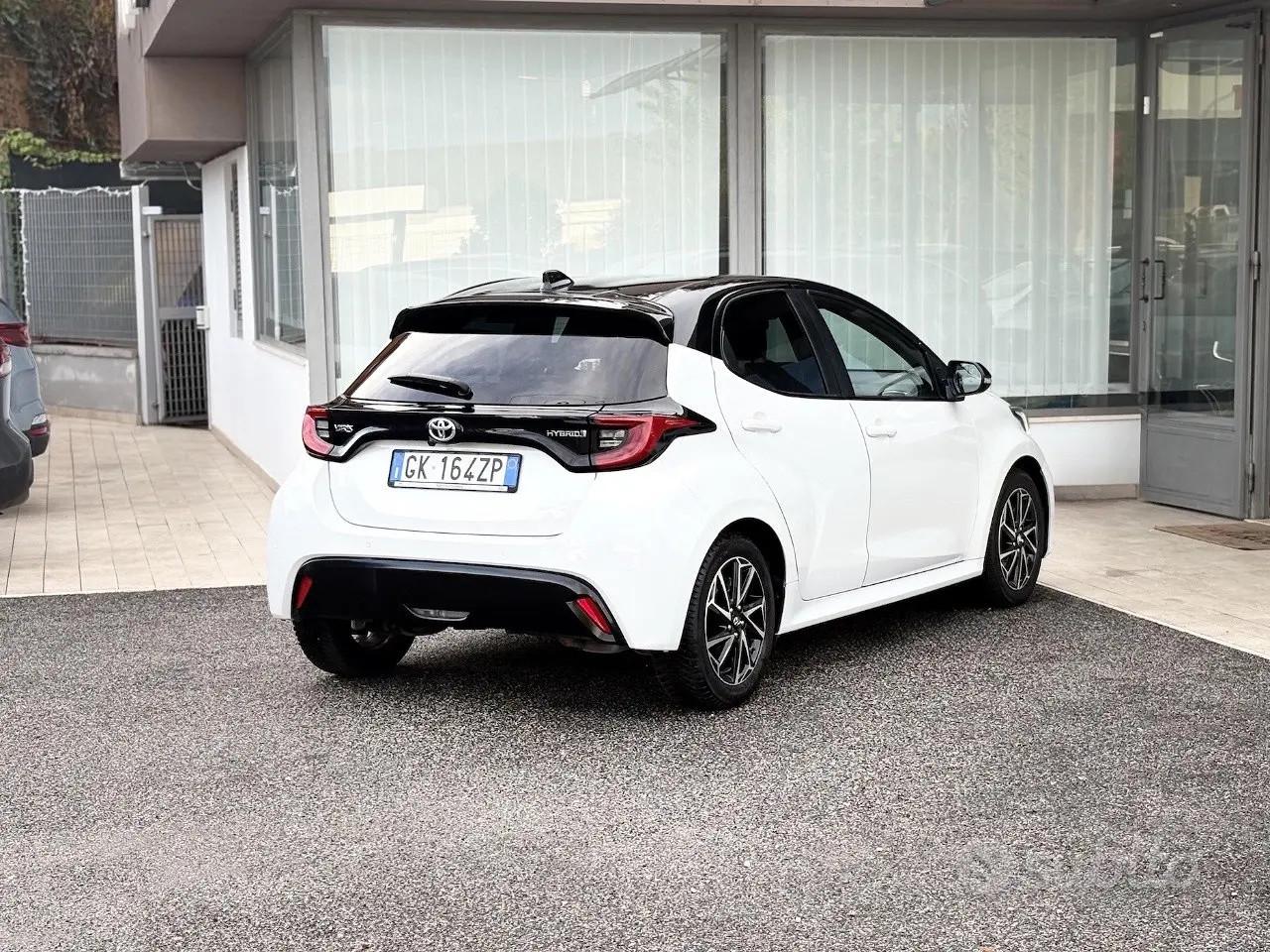 Toyota Yaris 1.5 Hybrid 92CV E6 Neo - 2022