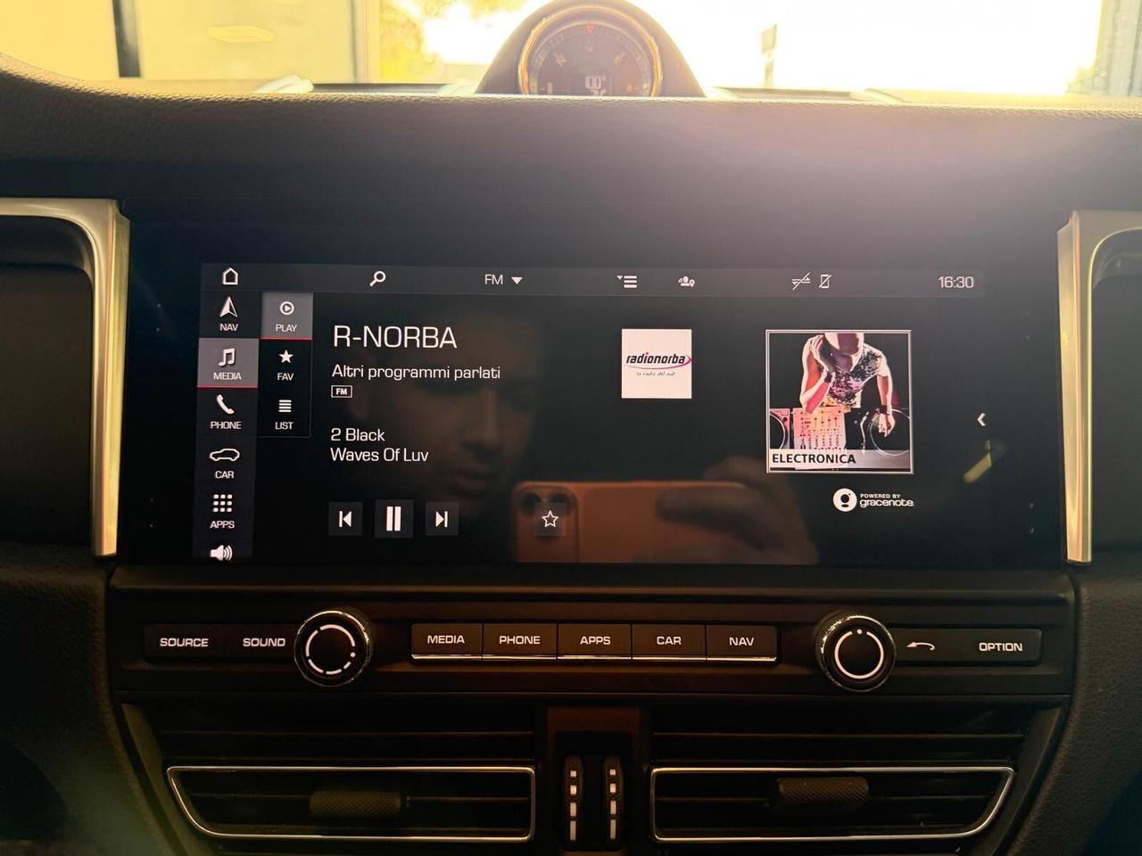 PORSCHE MACAN S 2.0 BENZINA 245CV TETTO PELLE NAVI ANNO 2020