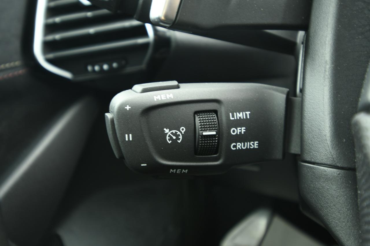 DS DS7 1.5 bluehdi Performance Line+ 130cv auto CAMERA+NEOPATENTATI