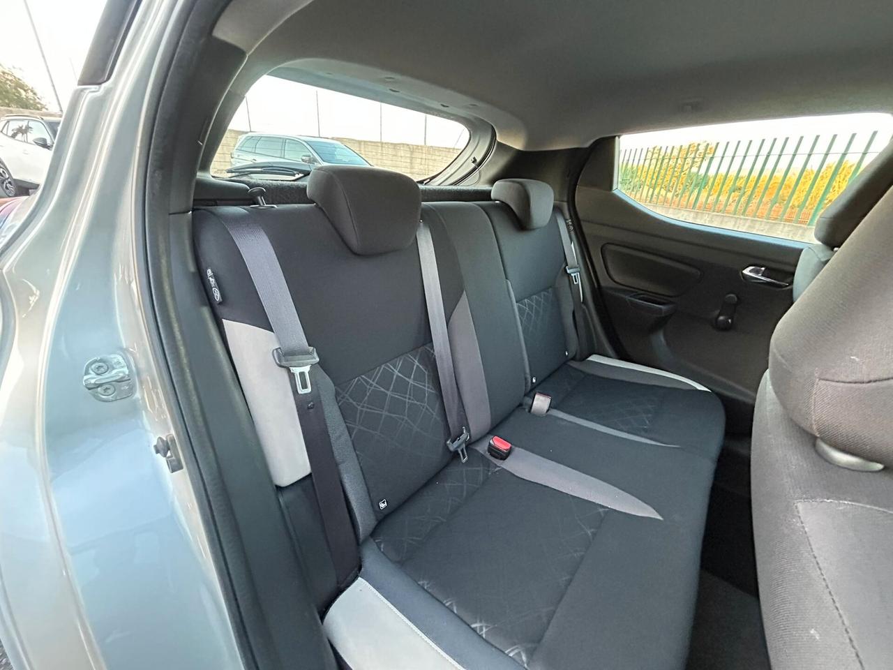 Nissan Micra 1.0 IG 12V 5 porte Acenta