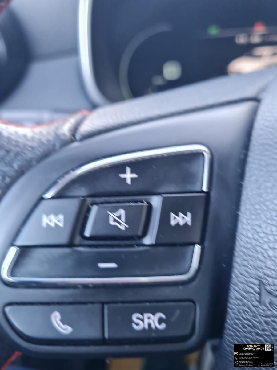 MG ZS Luxury Benzina-74.000 Km-Anno 2022