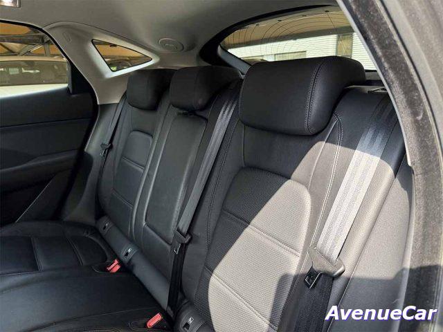 JAGUAR E-Pace R-Dynamic awd CERCHI 20'' TELECAMERA PREZZO REALE