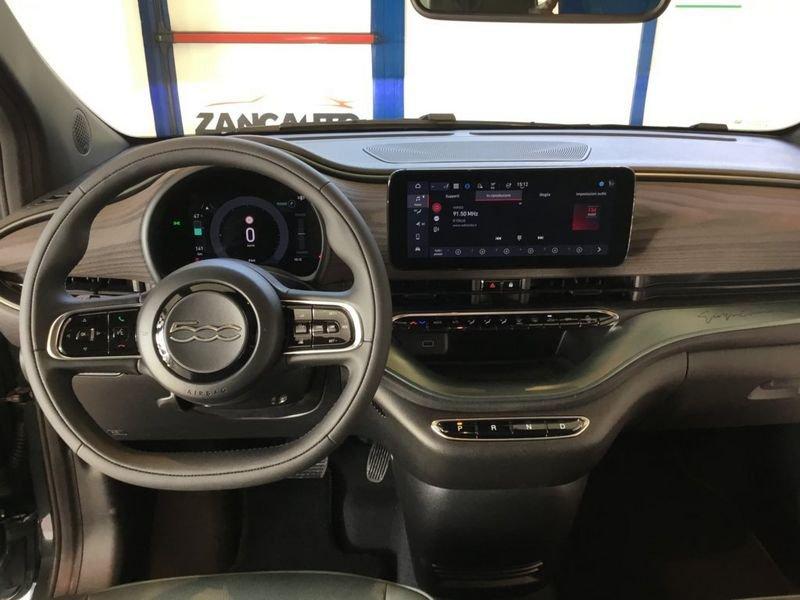 FIAT 500 Fiat 500E HATCHBACK 500e - Giorgio Armani - ROTT. MAGGIO