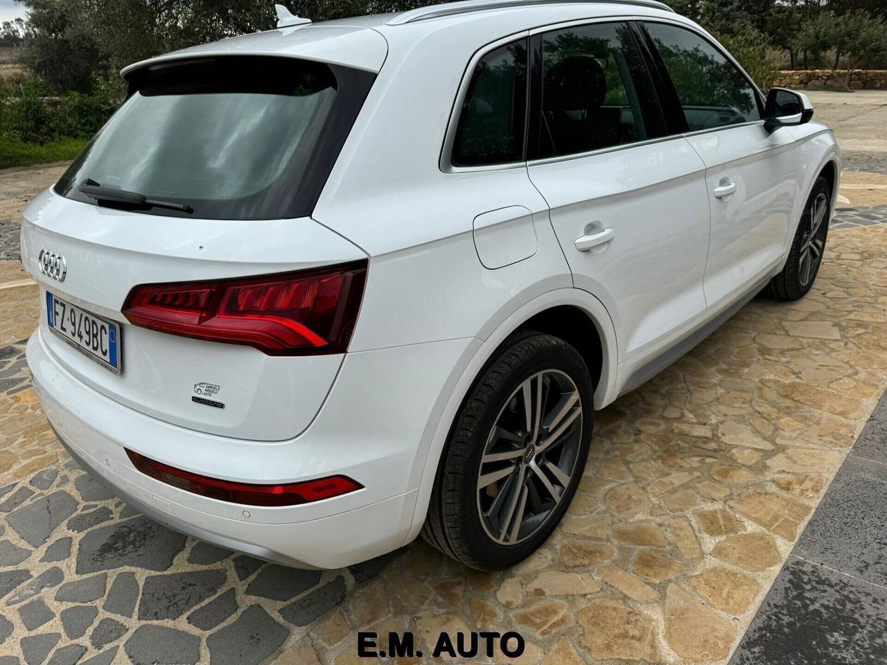 Audi Q5 40 TDI quattro S line plus VISIBILE A NURR