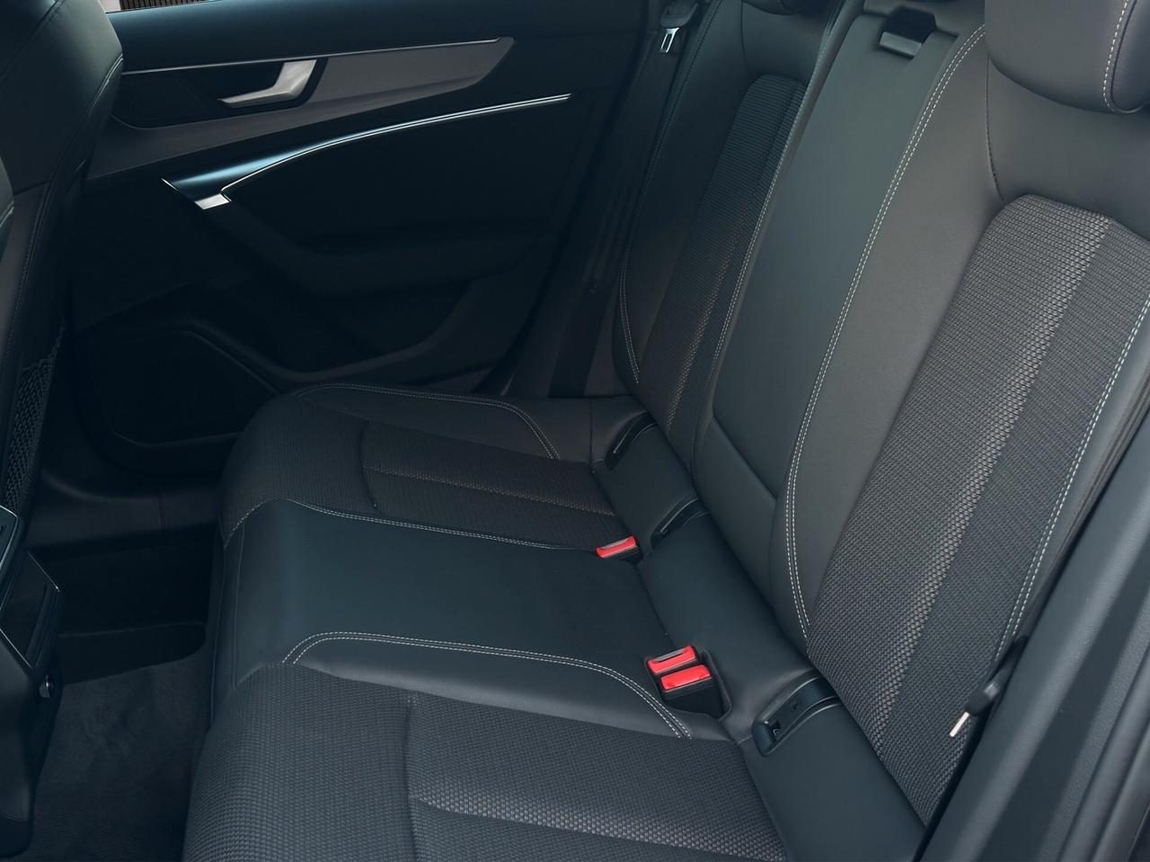 Audi A6 Avant 40 2.0 TDI S tronic S Line Edition