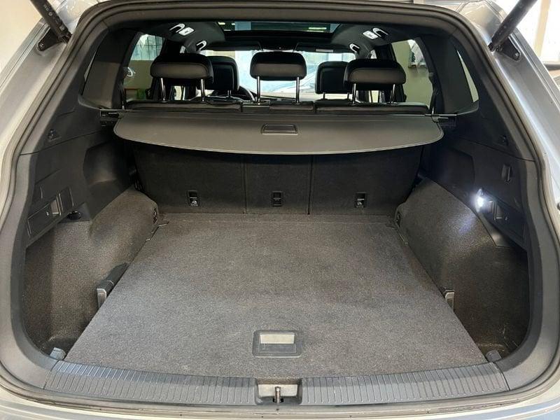 Volkswagen Tiguan Allspace 1.5 TSI ACT DSG R-Line