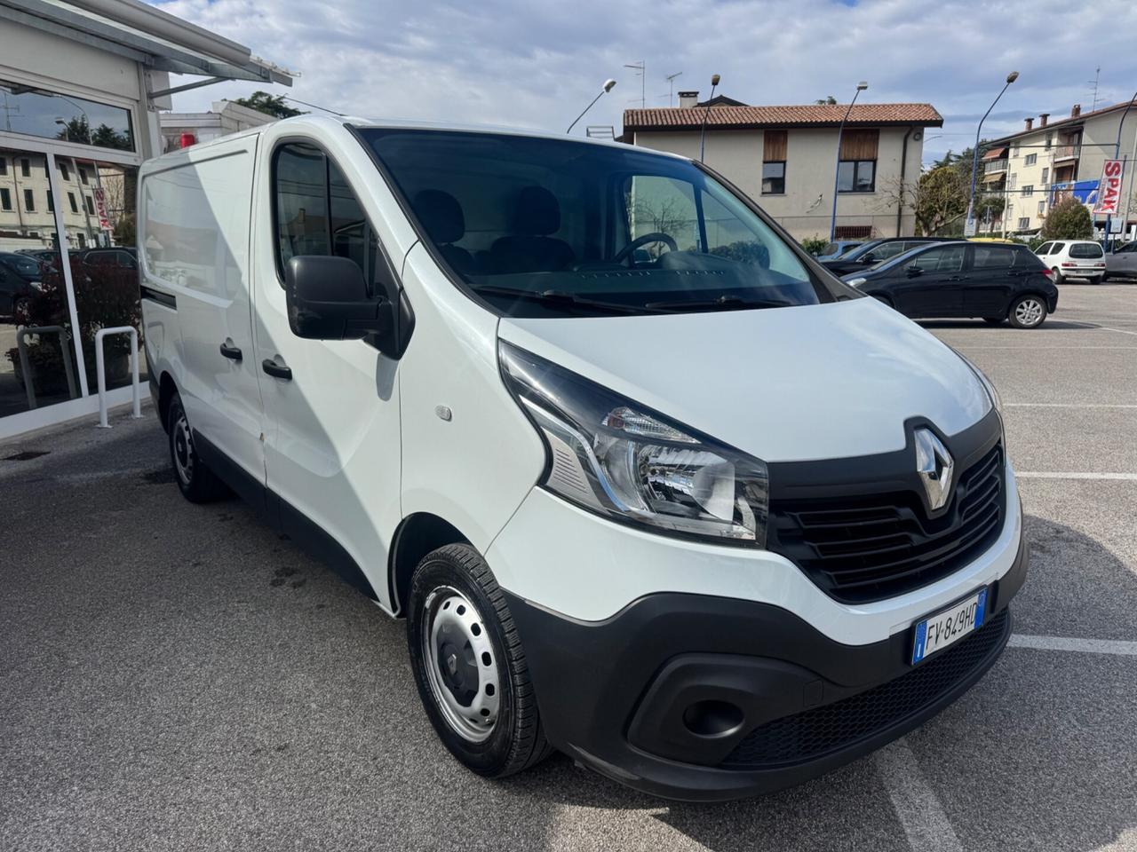 Renault Trafic T27 1.6dCi 125CV NETTO!!!