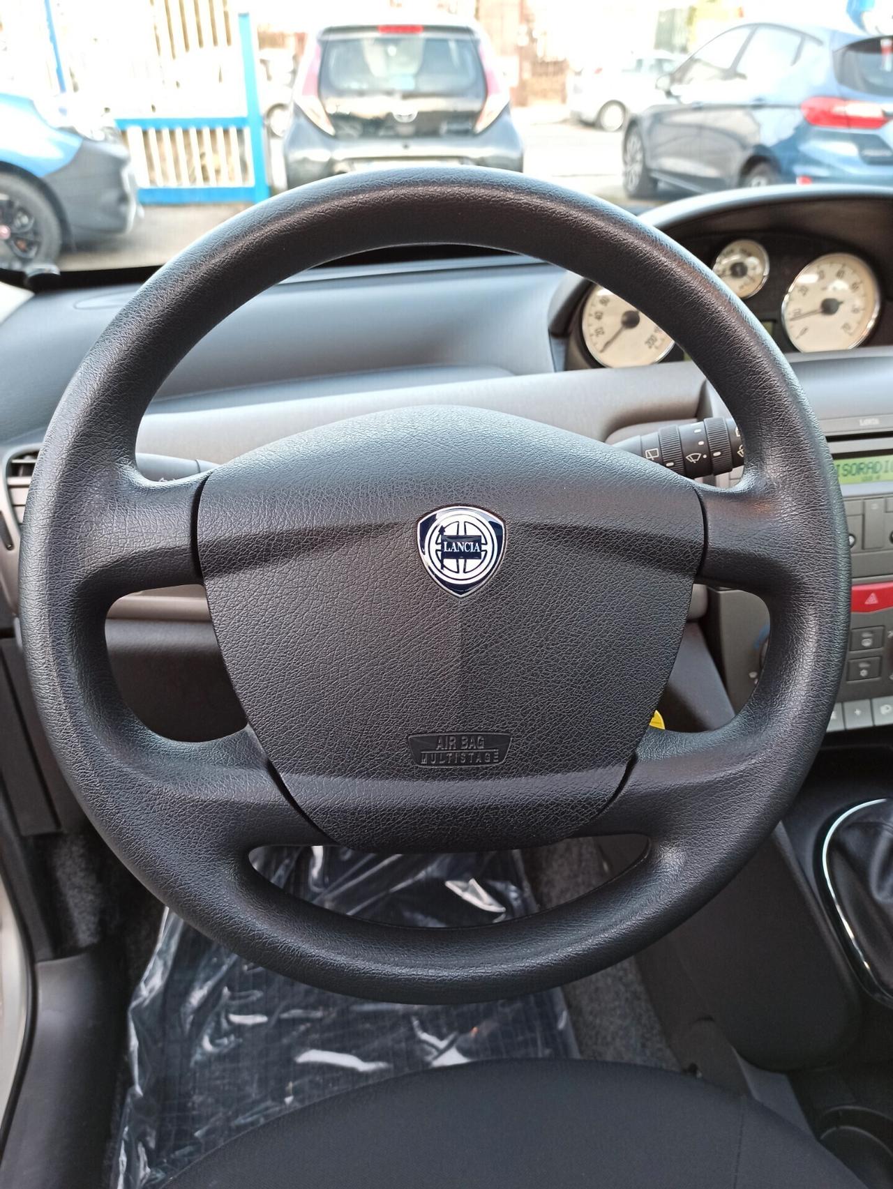 Lancia Ypsilon 1.2 Oro Tetto Panoramico Apribile