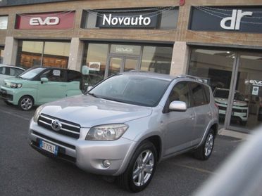 Toyota RAV 4 RAV4 Crossover 2.2 D-Cat 177 CV Luxury