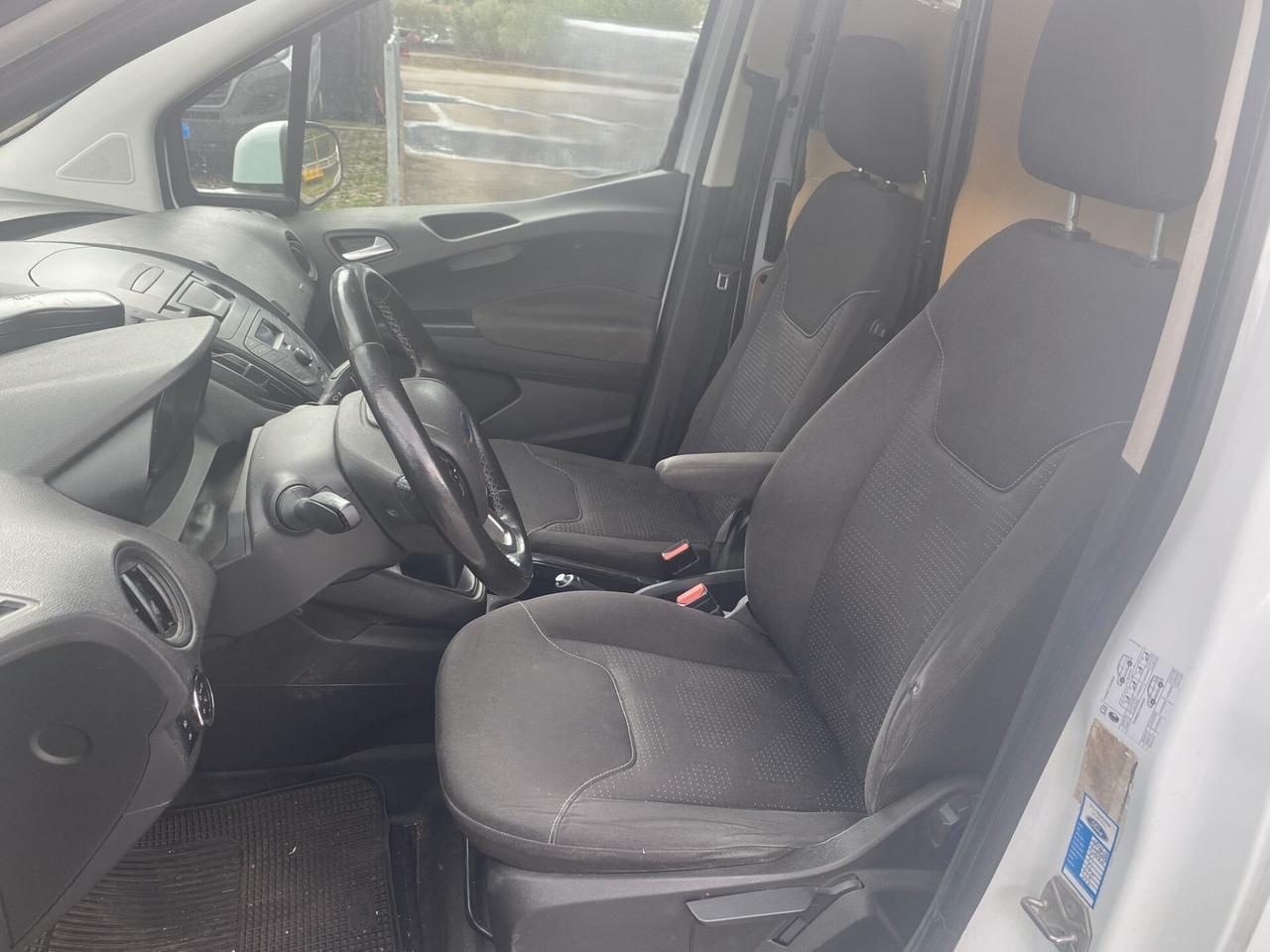 Ford Transit Courier TDCi 95cv