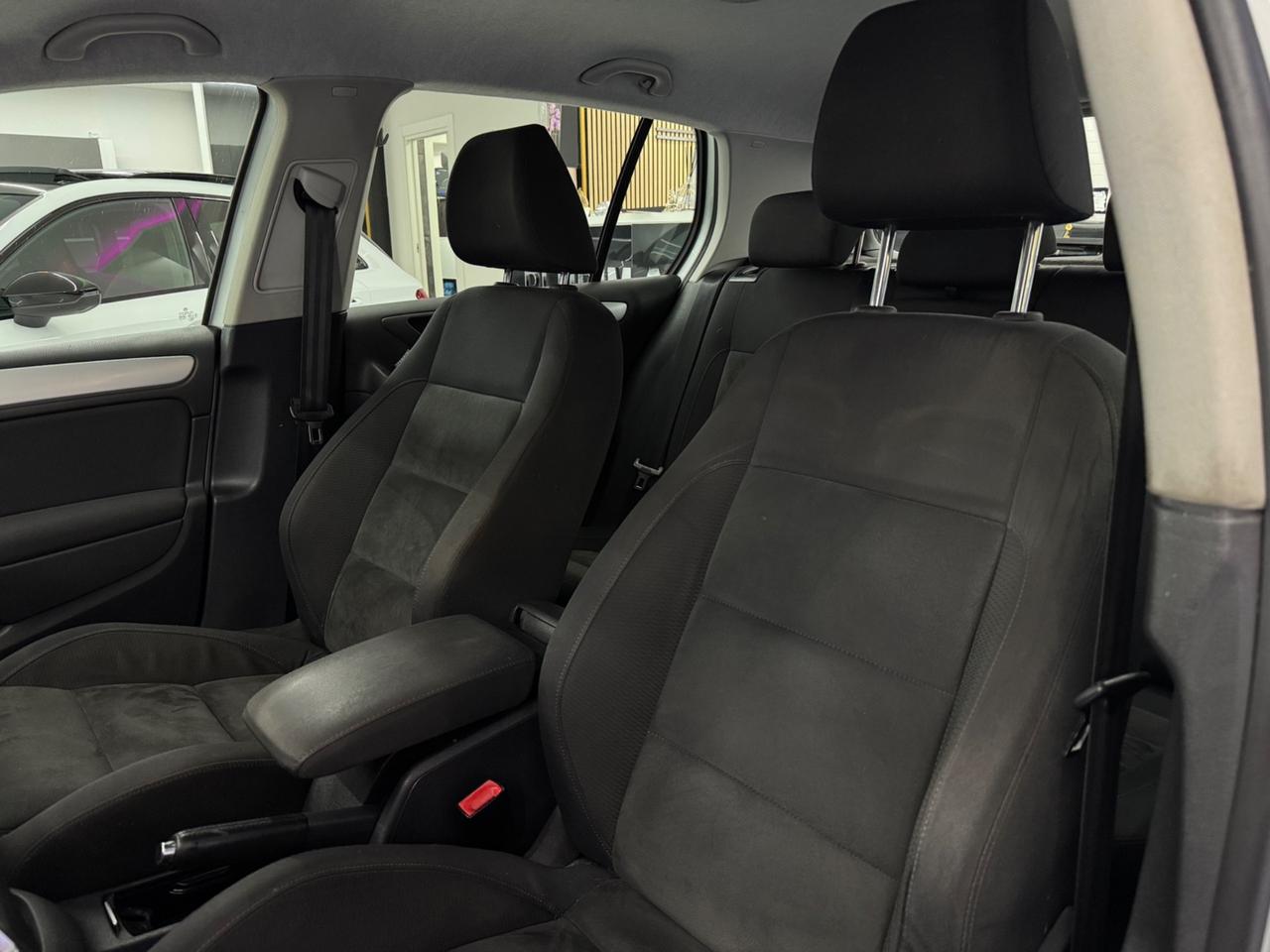 Volkswagen Golf 1.6TDI Highline fULL oPTIONAL