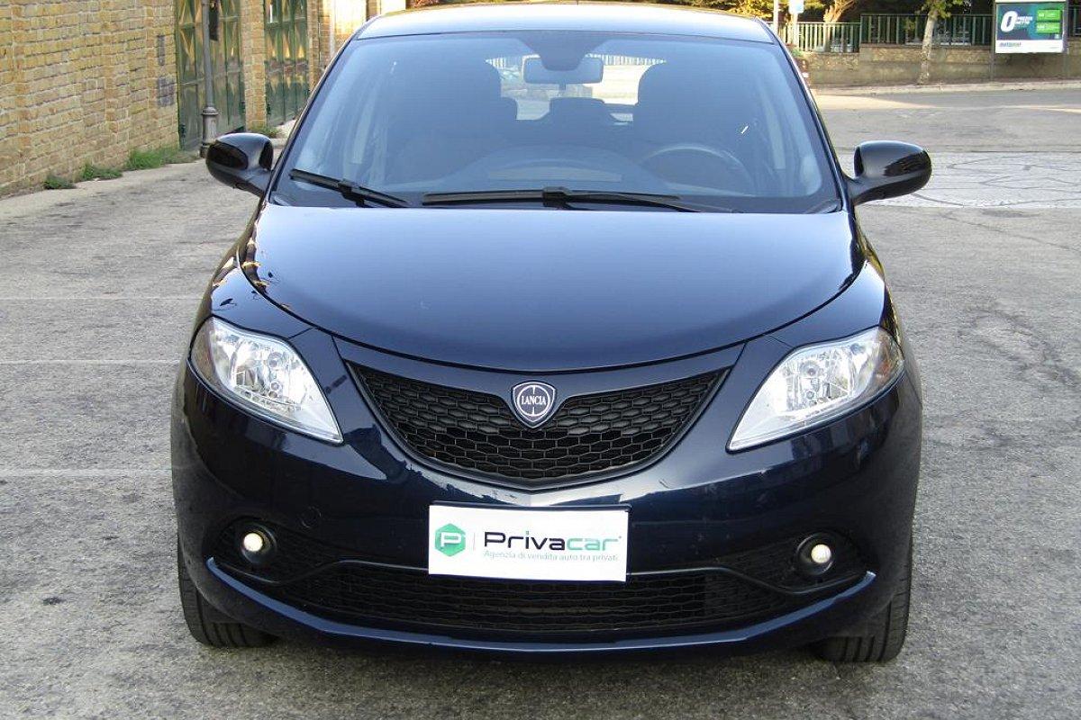 LANCIA Ypsilon 1.2 69 CV 5 porte GPL Ecochic Gold