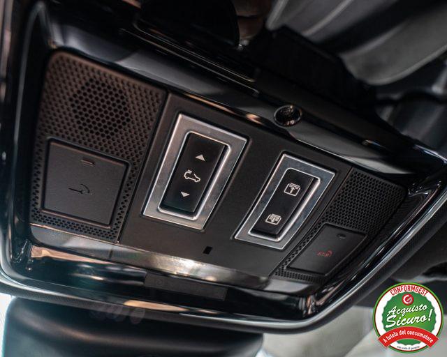 LAND ROVER Range Rover Velar 2.0D I4 240CV R-Dynamic HSE *TETTO PANO*MERIDIAN*