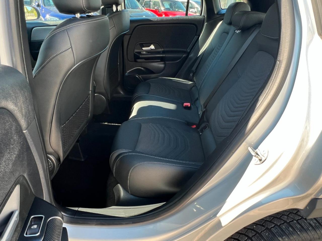 Mercedes GLA 200 d Business Extra auto