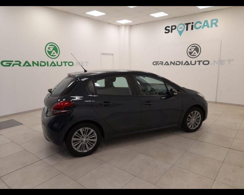 Peugeot 208 I 2015 1.2 puretech Access 82cv 3p