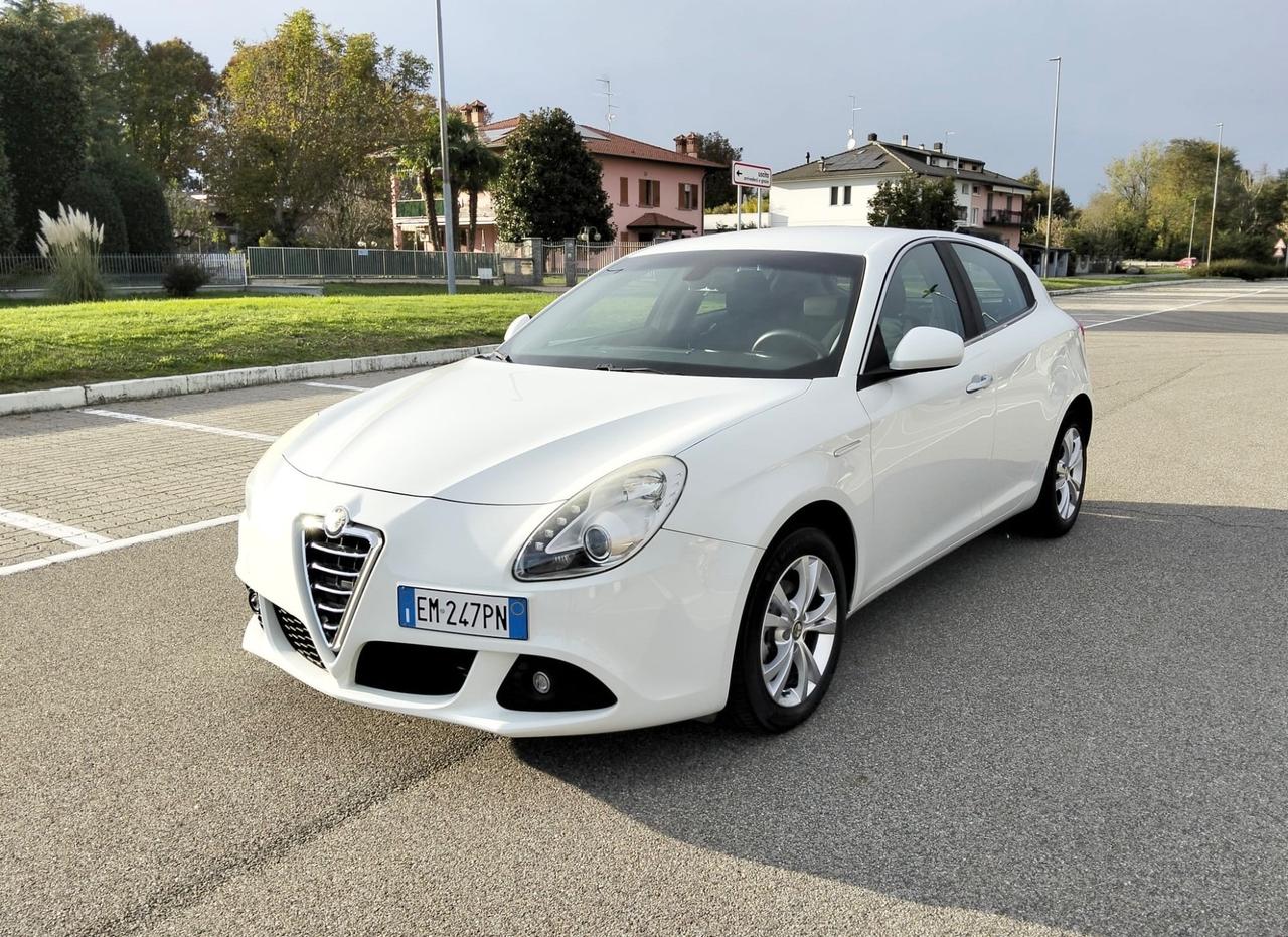 Alfa Romeo Giulietta 1.4 Turbo 120 CV Distinctive*Cerchi 17*UConnect*Aux*Usb