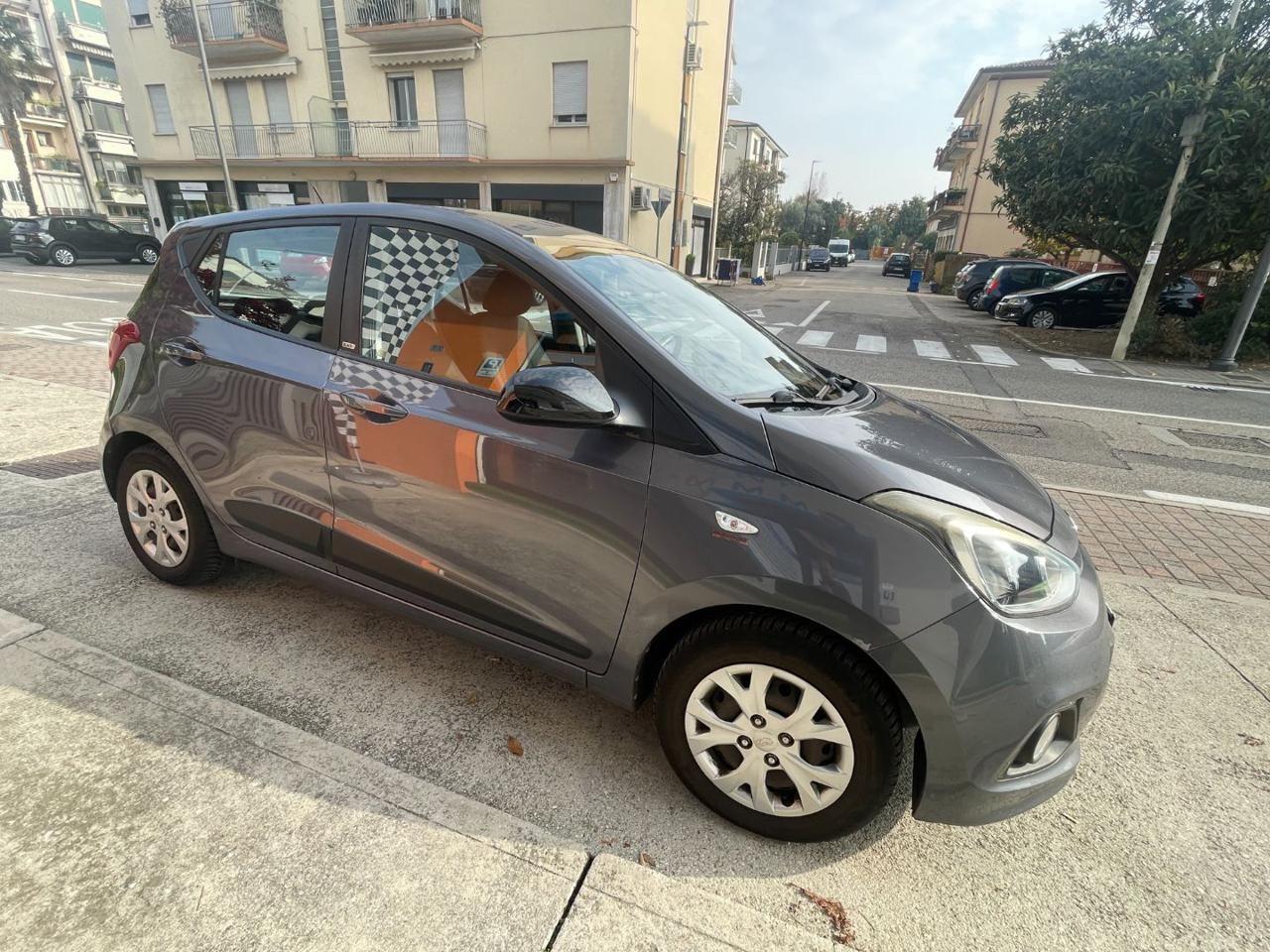 HYUNDAI i10 1.0 MPI unico proprietario