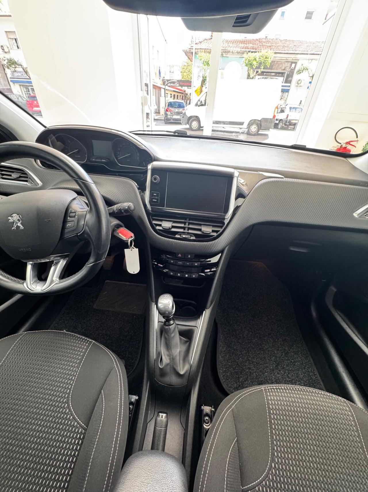 Peugeot 208 BlueHDi 100 S&S 5 porte Allure