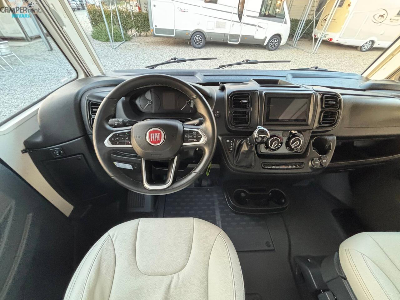 RAPIDO C55i - motorhome con letti gemelli in coda ed ampio garage