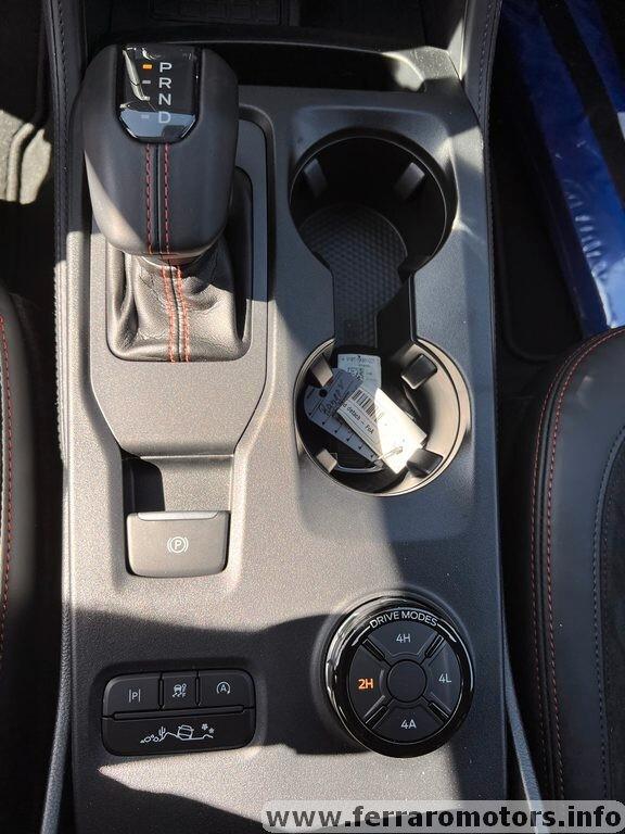 Ford Ranger Raptor 2.0 Ecoblue 4WD DC 5 posti a 729 euro al mese senza anticipo