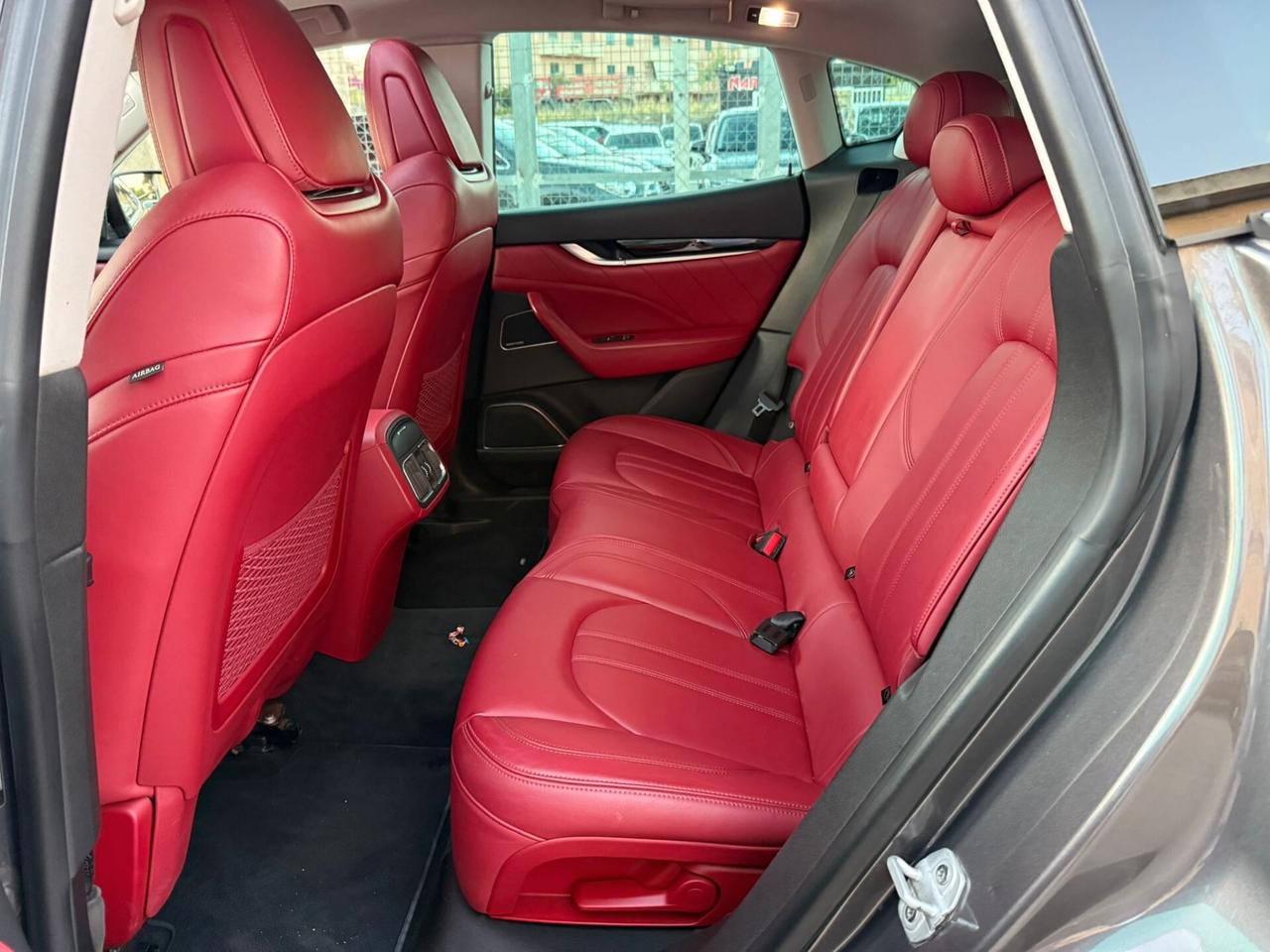 Maserati Levante V6 Diesel 275 CV AWD Gransport