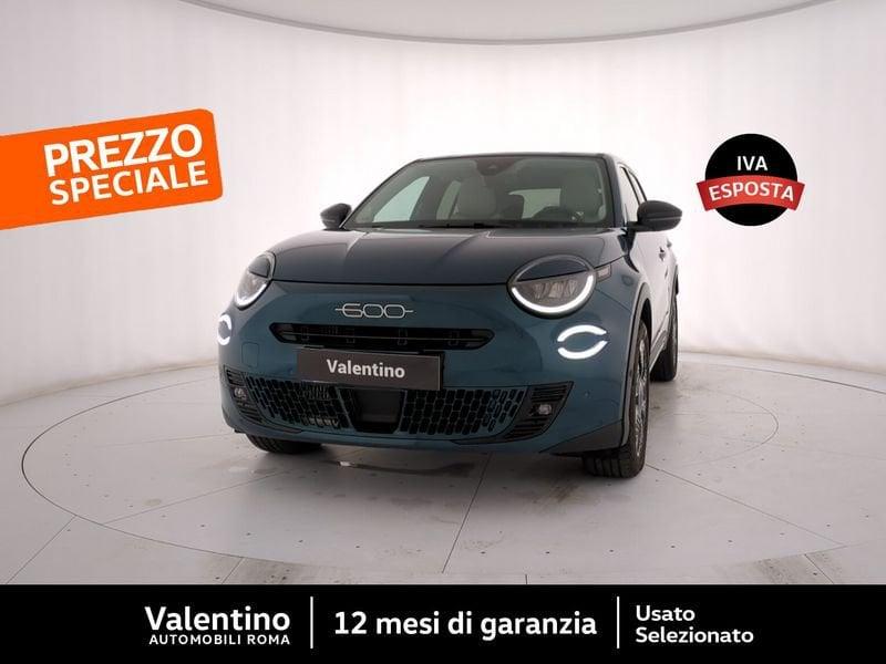 FIAT 600 Hybrid MHEV La Prima