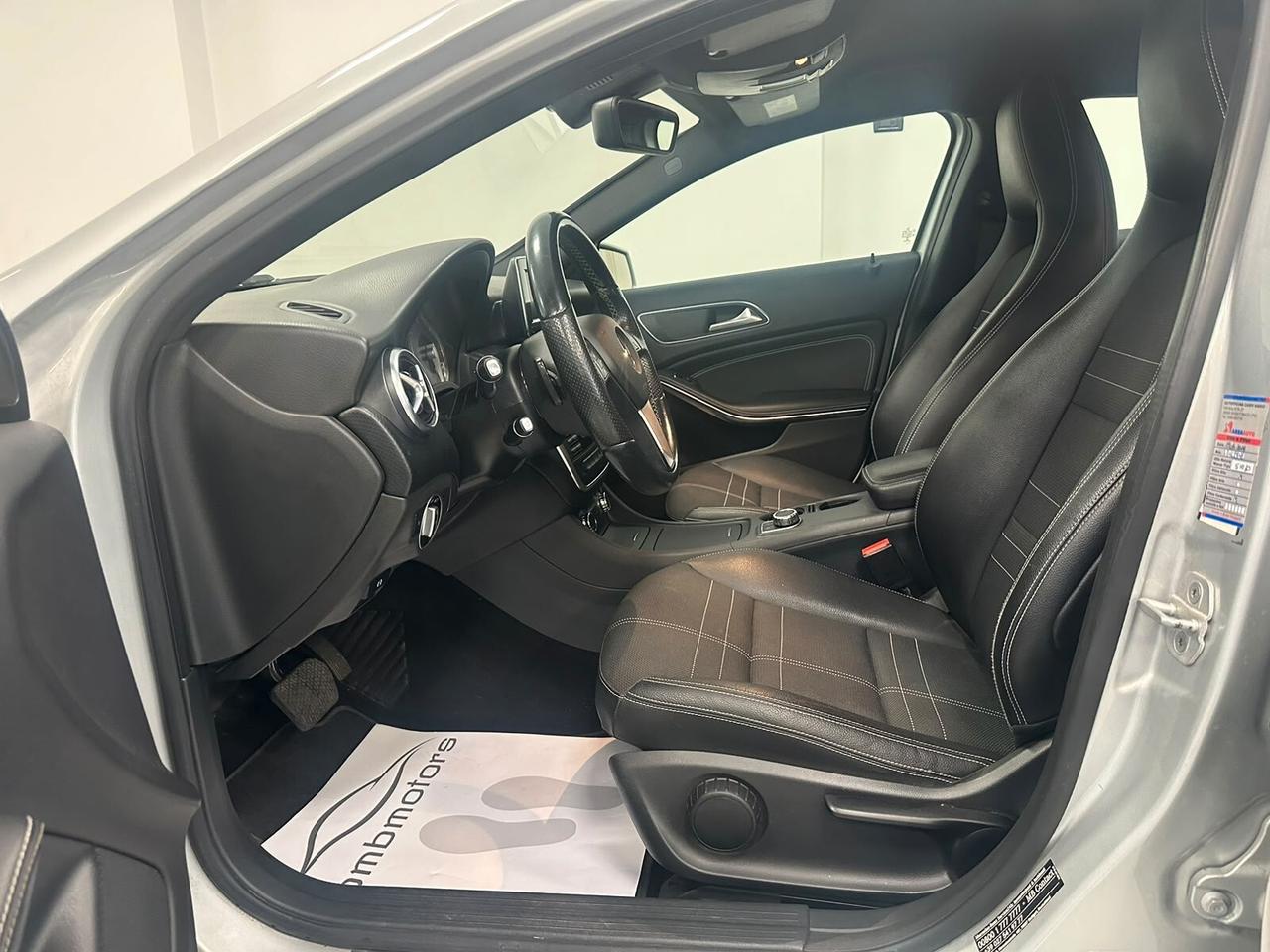 Mercedes-benz A 200 CDI Automatic 4Matic Dark Night Edition
