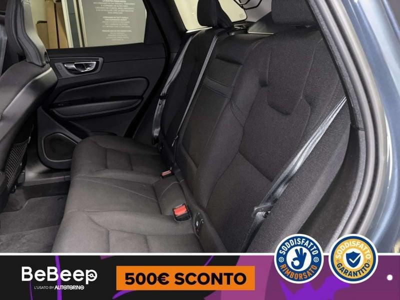 Volvo XC60 2.0 B4 MOMENTUM PRO AWD AUTO