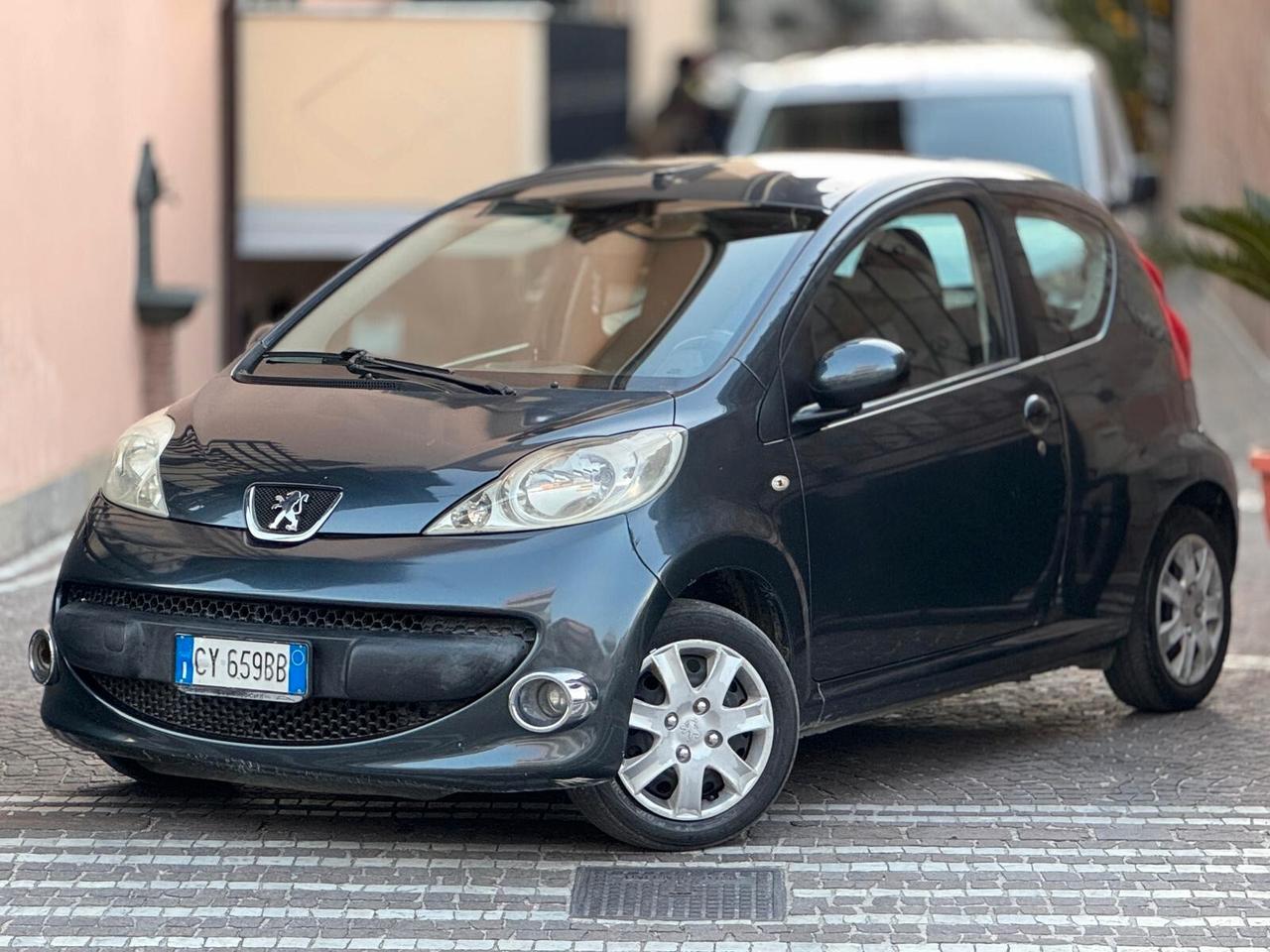 Peugeot 107 1.0 68CV 3p. Plaisir