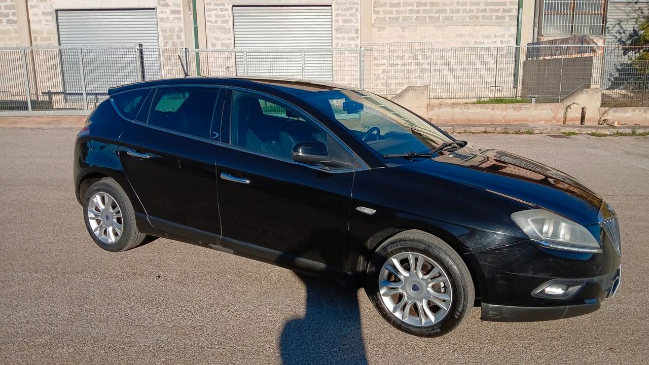 Lancia Delta 1.6 MJT DPF Gold
