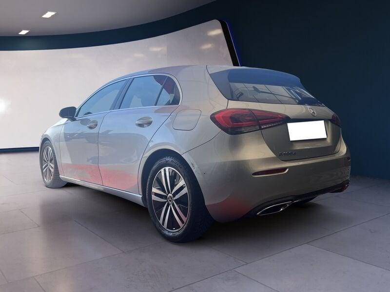 Mercedes-Benz Classe A A 180 d Automatic Sport