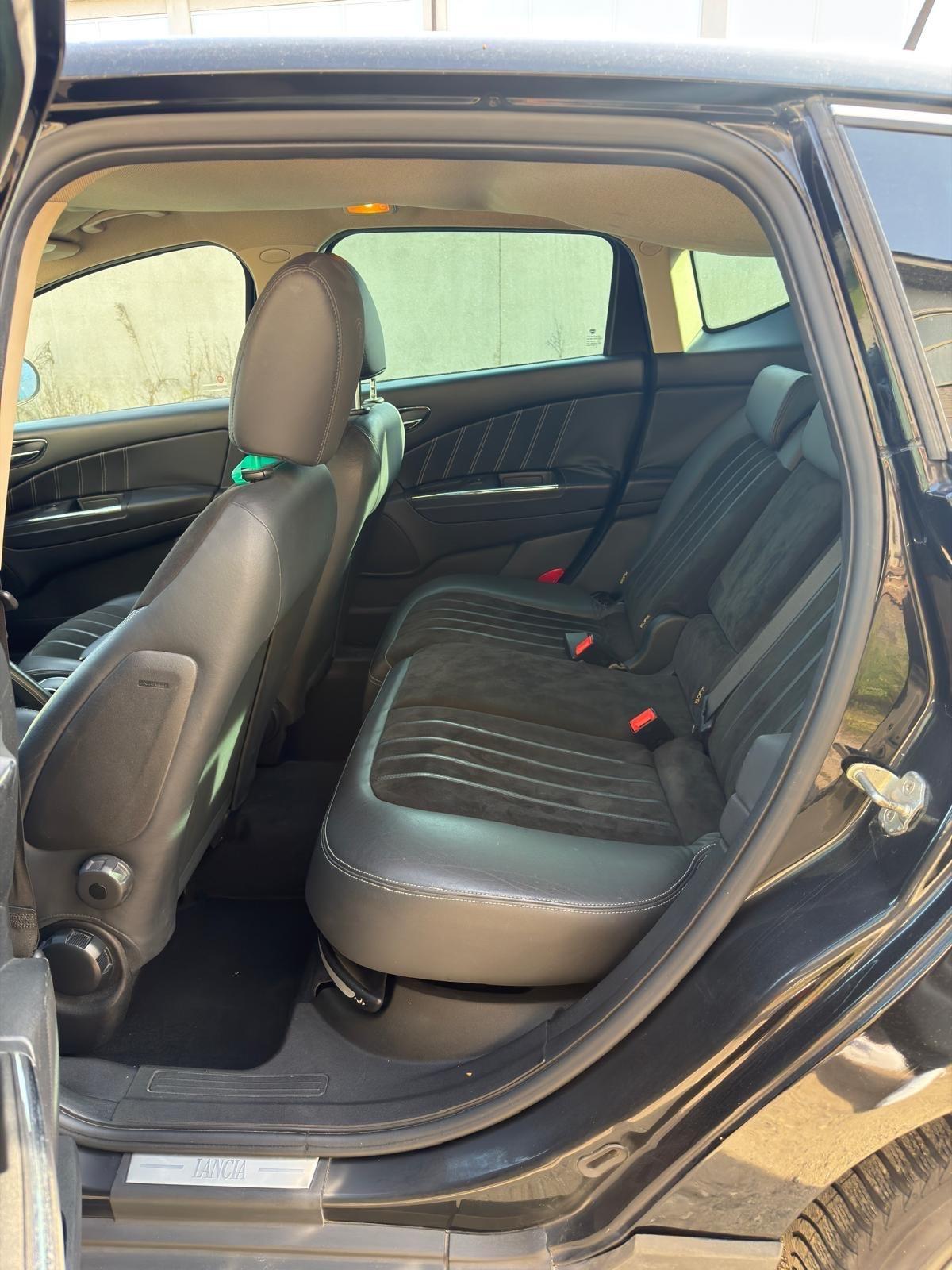 Lancia Delta 1.6 MJT DPF Platino