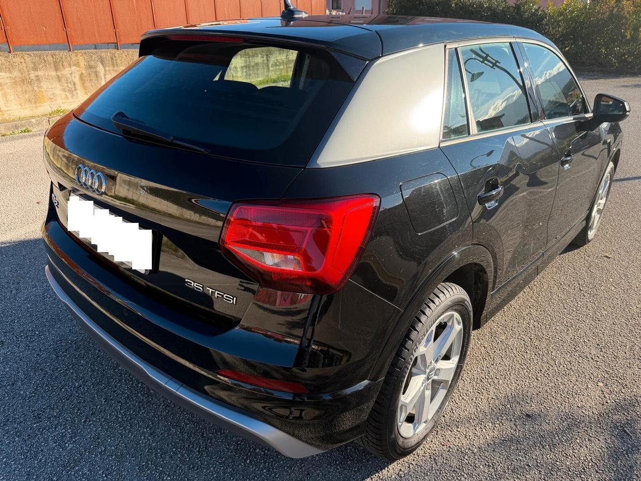 Audi Q2/30 TFSI/150CV/SLINE/CERCHI 18/PDC/CRUISE/NAVI/CLIMA/CRUISE CONTROL !!