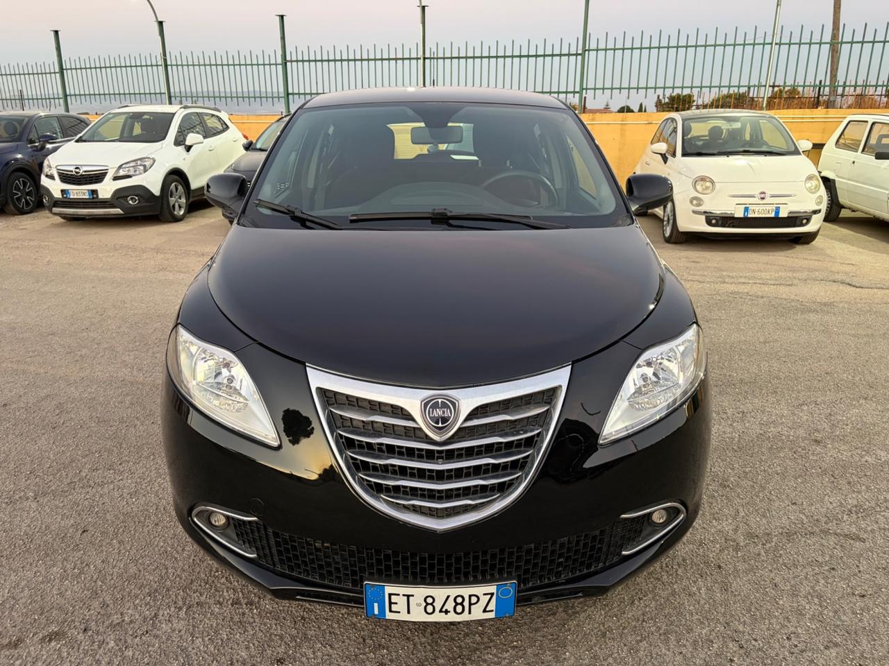 Lancia Ypsilon 0.9 TwinAir 85 CV 5 porte Metano Ecochic Gold