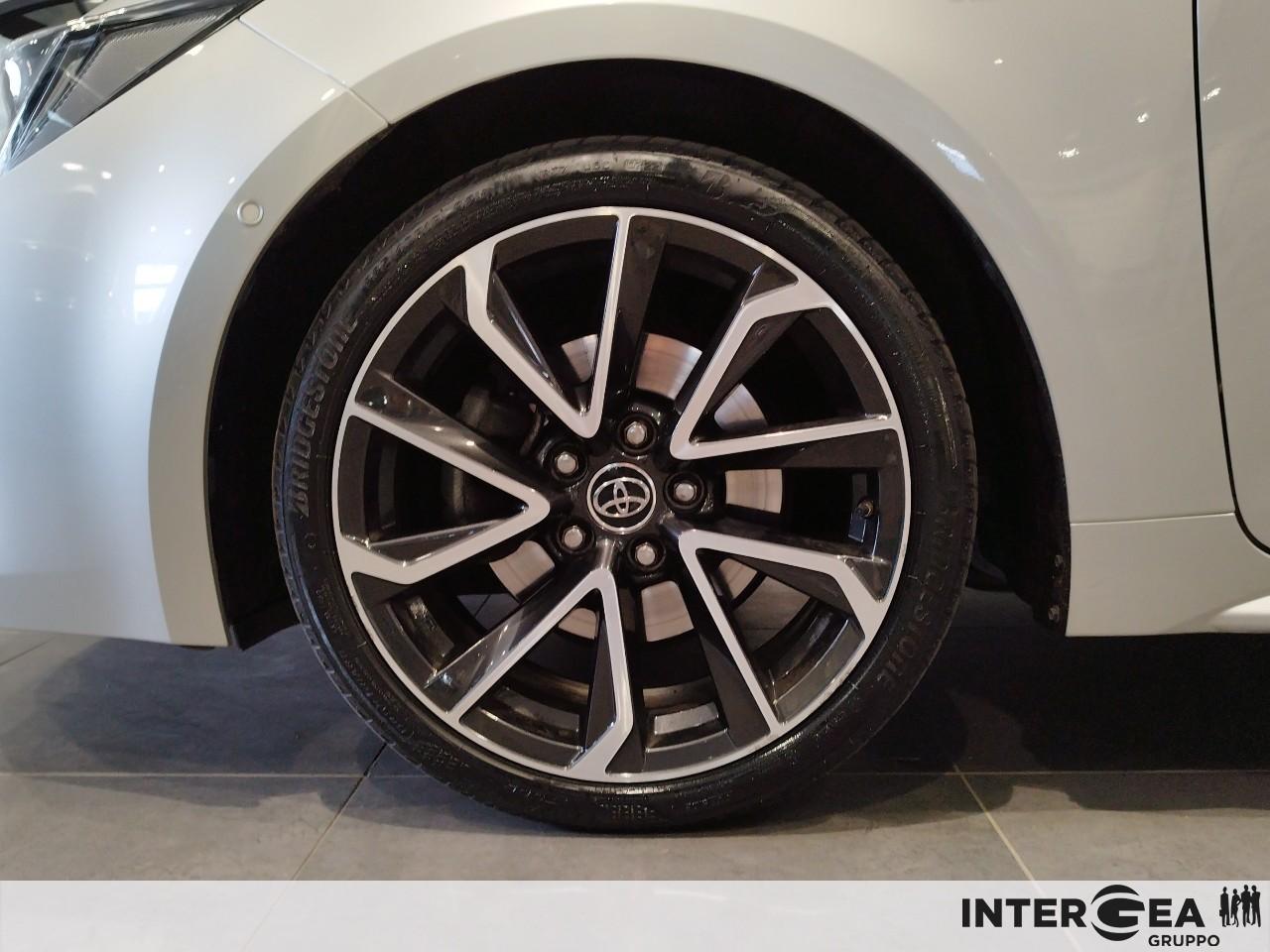 TOYOTA Corolla Touring Sports 2.0h Lounge cvt