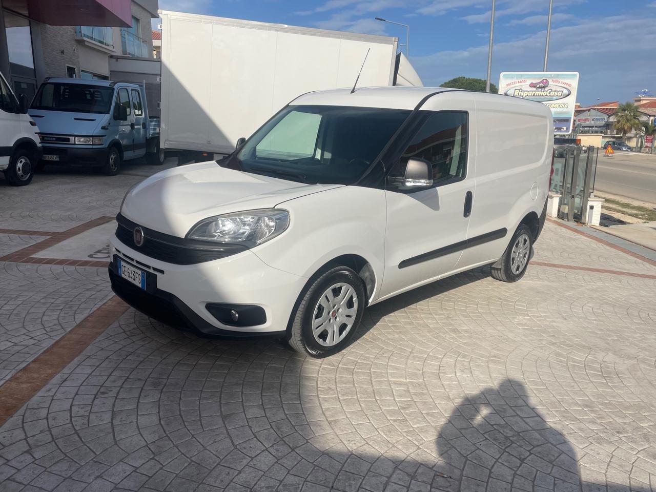 Fiat doblo 1.6 mjt 3 posti 2021