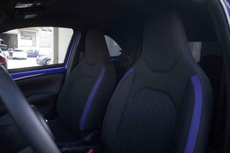 Toyota Aygo X Toyota Aygo X 1.0B (72 CV) Lounge Air PROMOZIONE Unicoproprietario