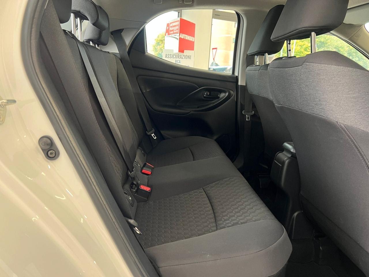 Toyota Yaris 1.5 Hybrid 5 porte Trend