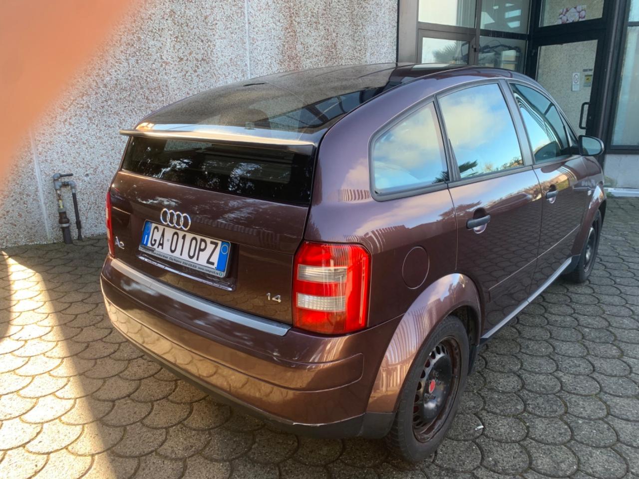 Audi A2 1.4 16V Comfort NEOPATENTATI