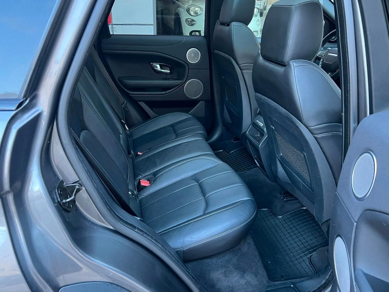 Land Rover Range Evoque 2.0 TD4 180 CV 5p. SE Dynamic