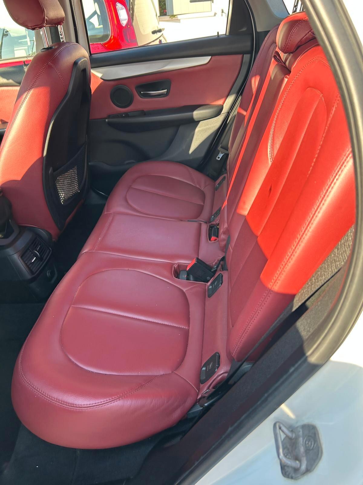 Bmw 218 218d active TOURER LUXURI Automatica
