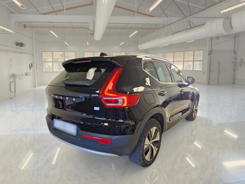 VOLVO XC40 T4 RECHARGE PLUG-IN AUTO CORE SUV