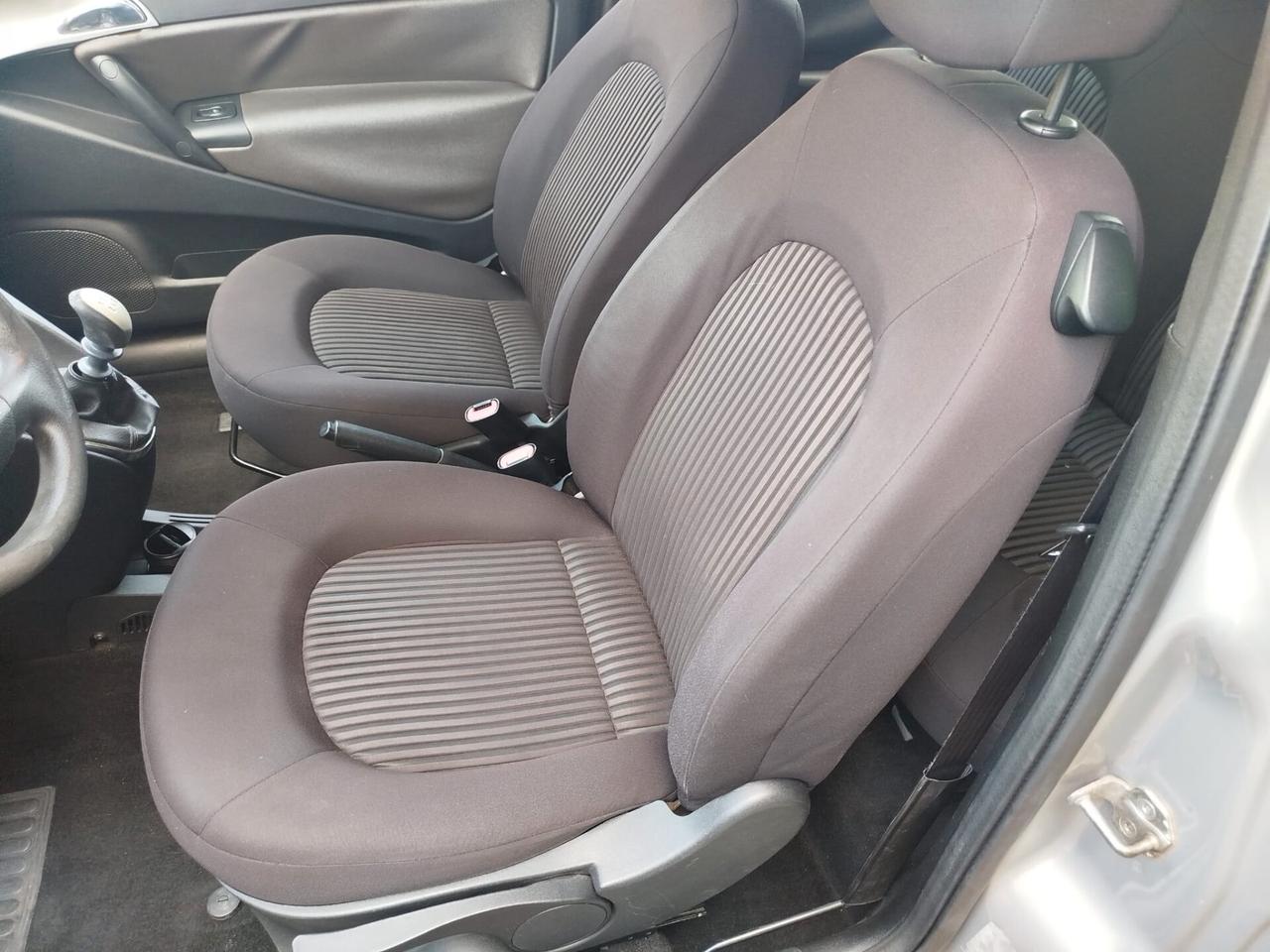 Lancia Ypsilon 1.4 Oro Ecochic GPL
