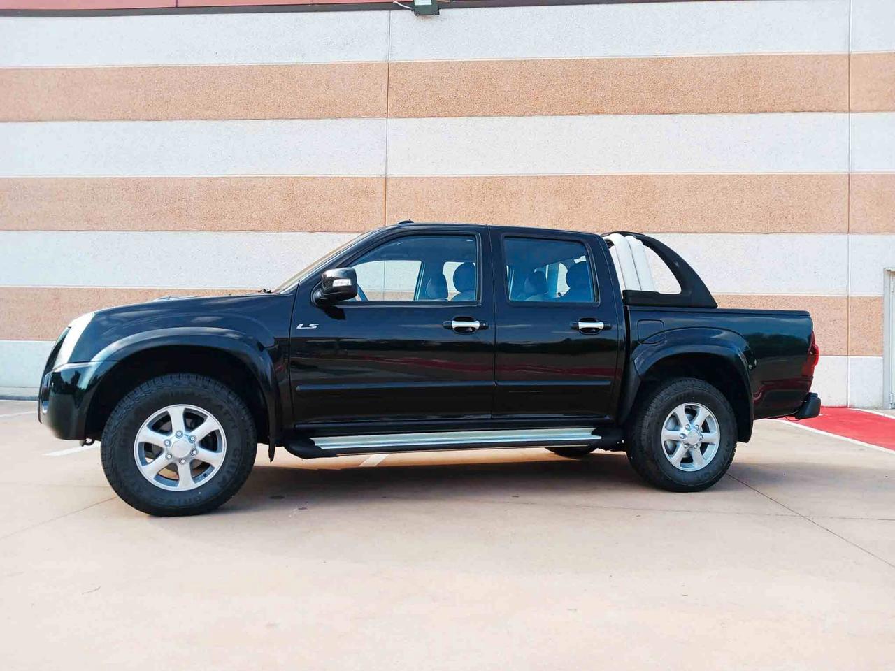 Isuzu D-Max autom. 5 posti - PERFETTA