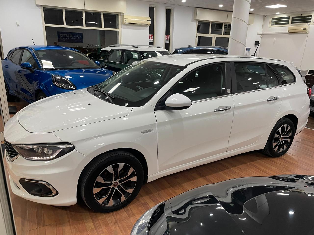 FIAT TIPO 1.6 MJT 120CV SW MIRROR - 2020