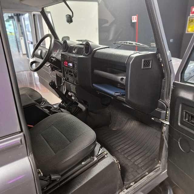 Land Rover Defender 90 2.2 TD4 Pick Up