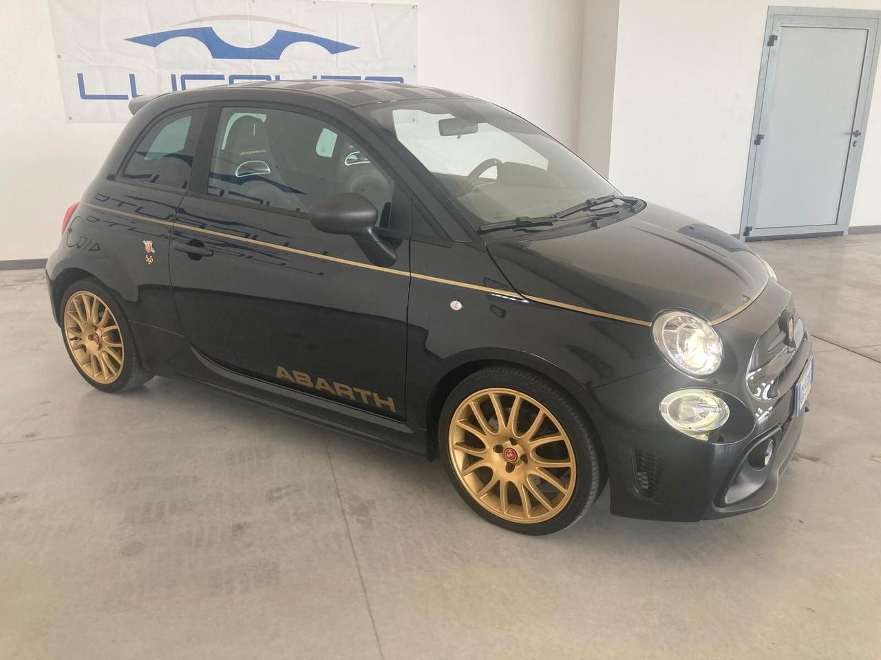 Abarth 595 1.4 Turbo T-Jet 165 CV Scorpioneoro