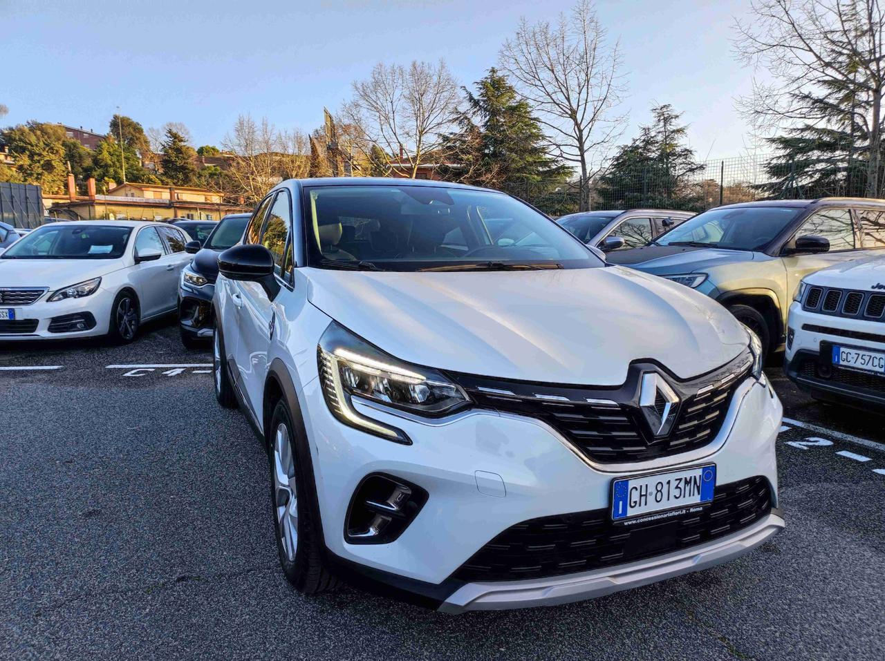 RENAULT Captur II 2019 - Captur 1.6 E-Tech hybrid Intens 145cv auto