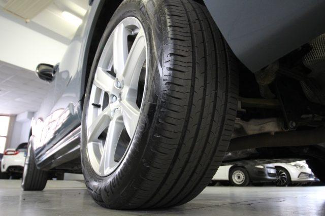 VOLVO XC90 B5 (d) AWD automatico 7 posti Core