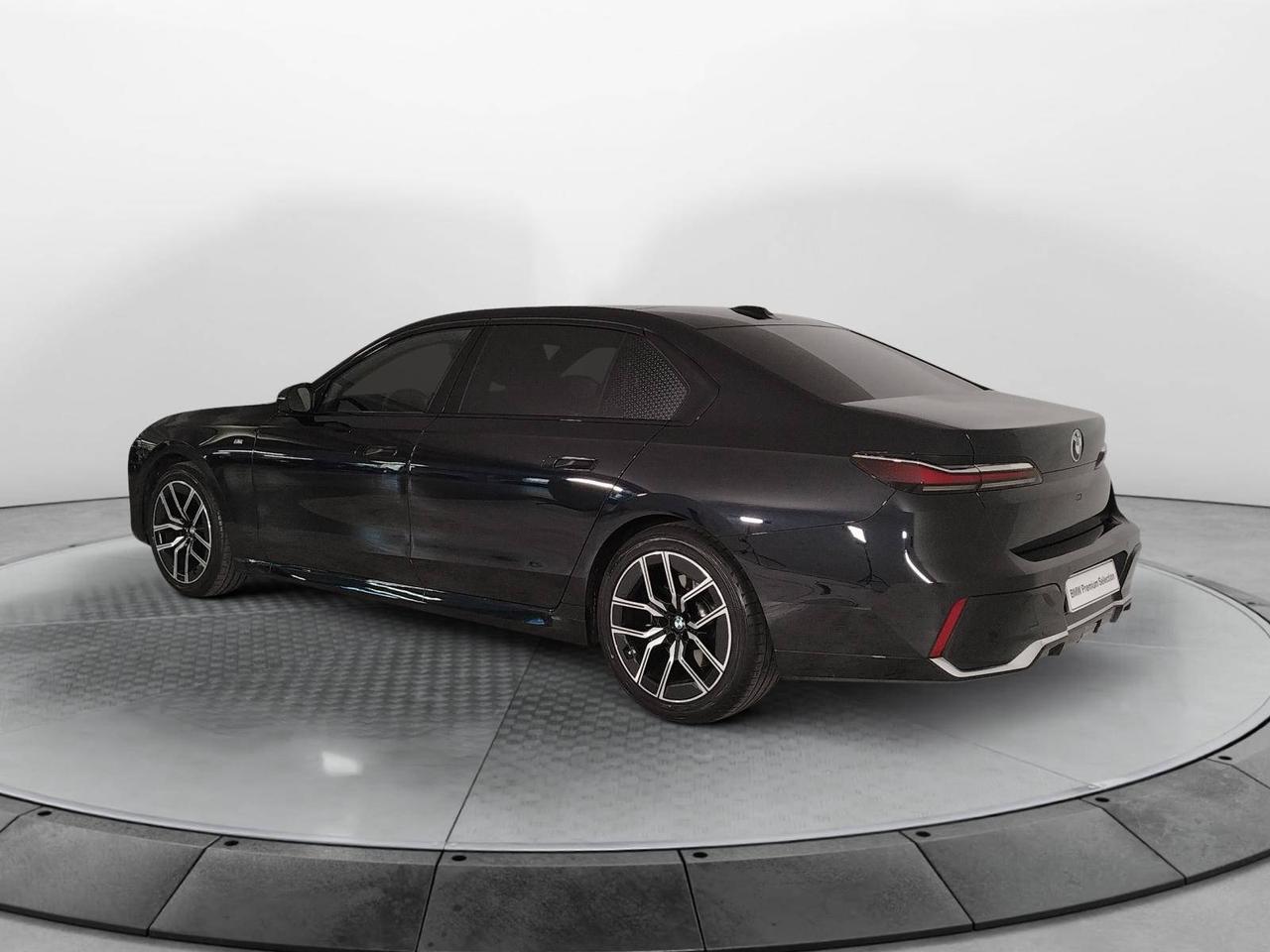 BMW Serie 7 740d xDrive mhev MSport